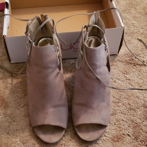 Cheap women's shoes - Picture 2 of 4